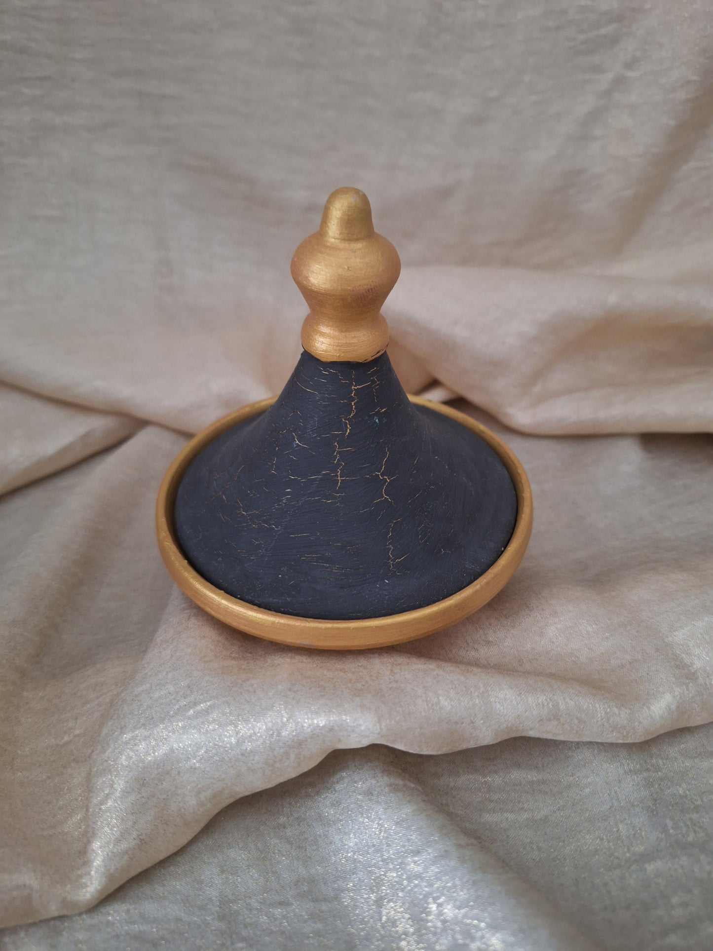 Tajine "noir et d'or"